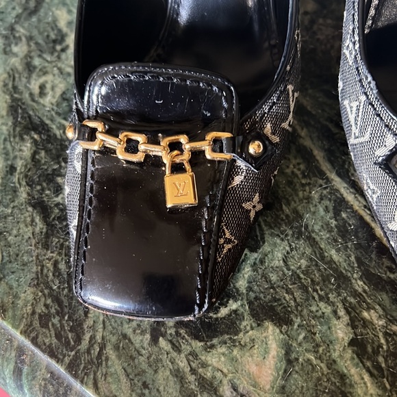 Louis Vuitton shoes - Picture 16 of 16